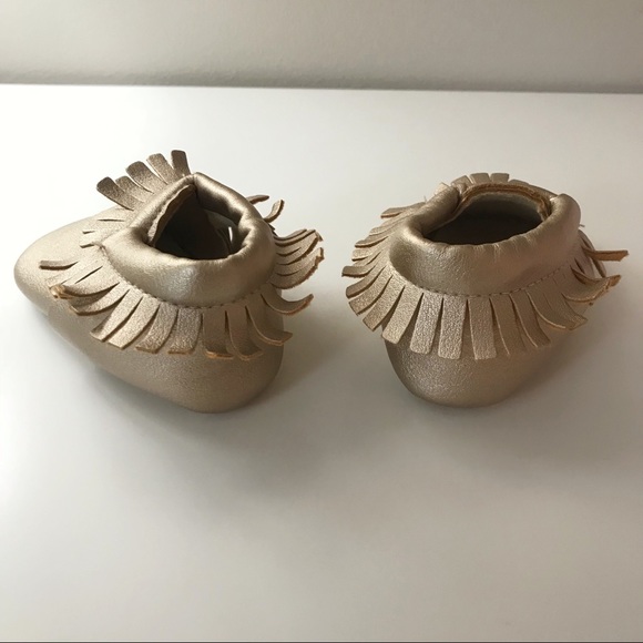 Soft Sole Leather Baby Moccasin Crib Shoes - Picture 2 of 4